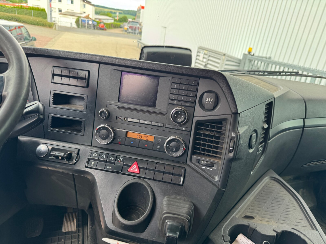 Mercedes-Benz Arocs 2651 L 6x4 Arocs 2651 L 6x4, Retarder, StreamSpace - الشاسيه شاحنة: صور 2 Mercedes-Benz Arocs 2651 L 6x4 Arocs 2651 L 6x4, Retarder, StreamSpace - الشاسيه شاحنة: صور 2