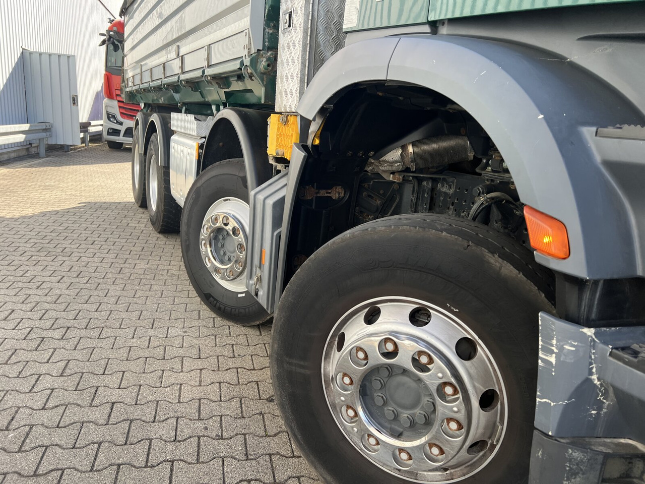 Mercedes-Benz Arocs 3243 K 8x4 Arocs 3243 K 8x4, Ressenig Thermo Alukipper 3-S - قلابات: صور 5 Mercedes-Benz Arocs 3243 K 8x4 Arocs 3243 K 8x4, Ressenig Thermo Alukipper 3-S - قلابات: صور 5
