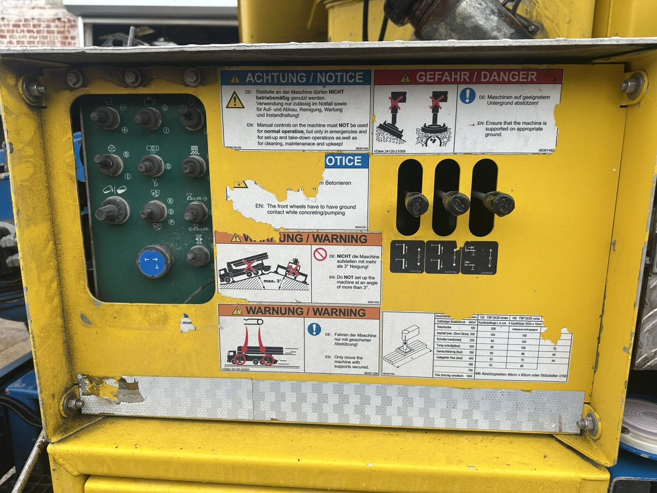 Mercedes-Benz Arocs 3246 B 8x4 Stetter Mischer 7m³, Pumpe 25m Arocs 3246 B 8x4 Stetter Mischer 7m³, Pumpe 25m - شاحنة خلاطة خرسانة: صور 4 Mercedes-Benz Arocs 3246 B 8x4 Stetter Mischer 7m³, Pumpe 25m Arocs 3246 B 8x4 Stetter Mischer 7m³, Pumpe 25m - شاحنة خلاطة خرسانة: صور 4