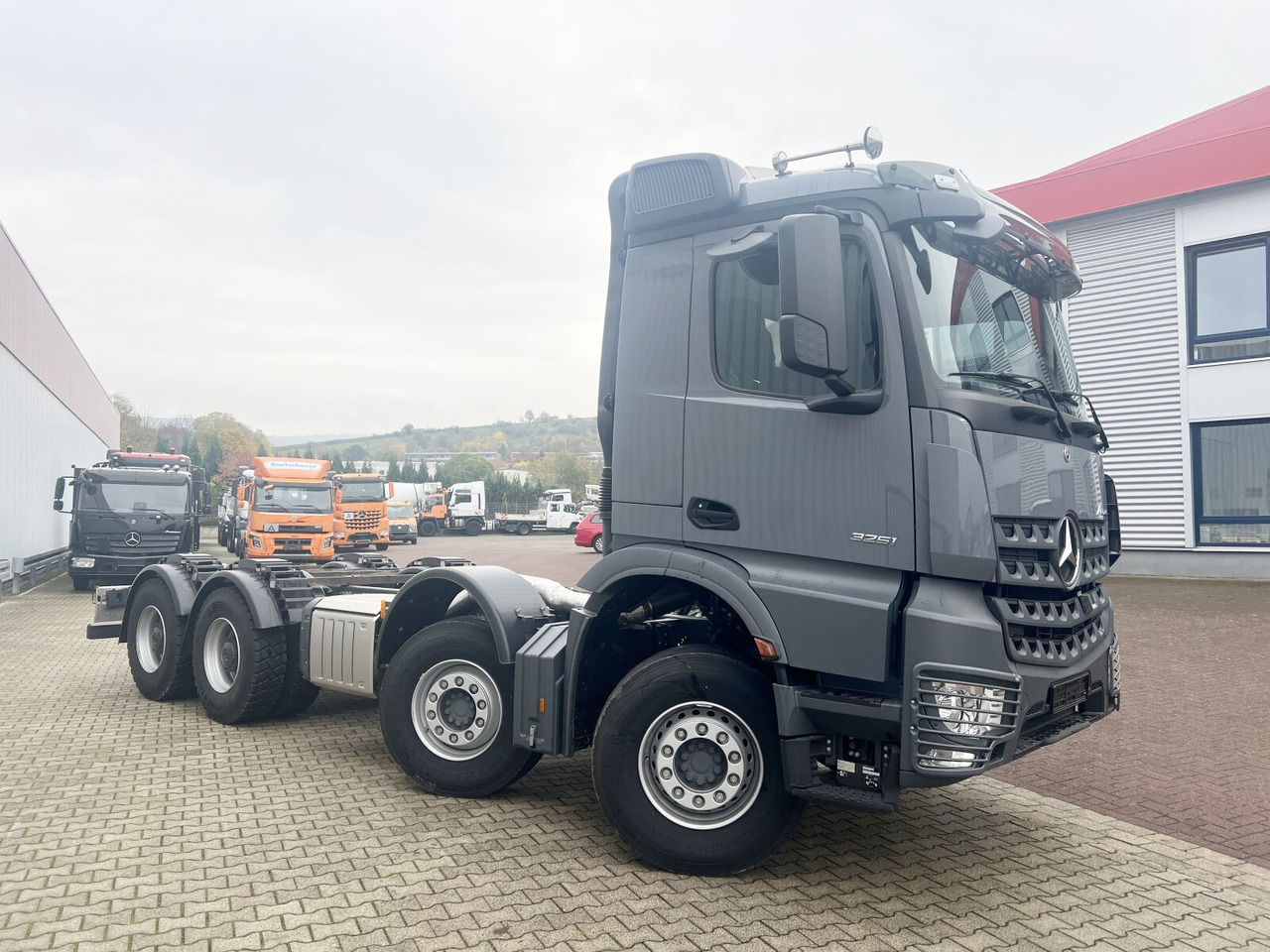 شاحنة ذات الخطاف جديد Mercedes-Benz Arocs 3251 L 8x4/4 Arocs 3251 L 8x4/4, Motorabtrieb: صور 9