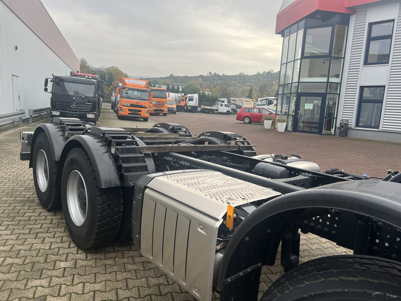 شاحنة ذات الخطاف جديد Mercedes-Benz Arocs 3251 L 8x4/4 Arocs 3251 L 8x4/4, Motorabtrieb: صور 7