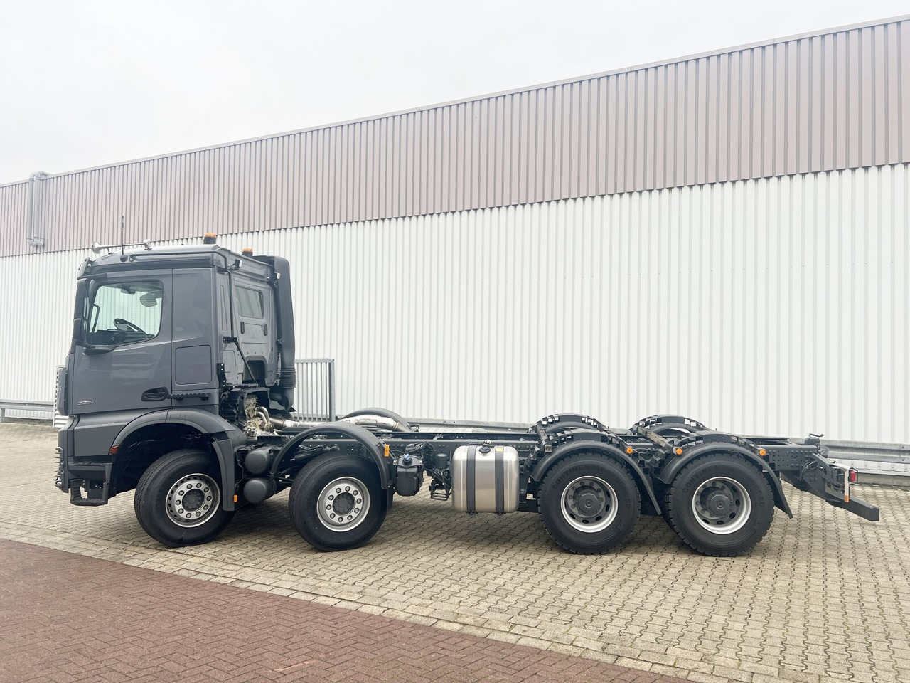 شاحنة ذات الخطاف جديد Mercedes-Benz Arocs 3251 L 8x4/4 Arocs 3251 L 8x4/4, Motorabtrieb: صور 13