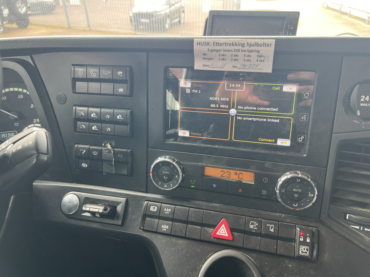 Mercedes-Benz Arocs 3253 K 8x4/4 Arocs 3253 K 8x4/4, Retarder, Motorabtrieb - شاحنة ذات الخطاف: صور 3 Mercedes-Benz Arocs 3253 K 8x4/4 Arocs 3253 K 8x4/4, Retarder, Motorabtrieb - شاحنة ذات الخطاف: صور 3