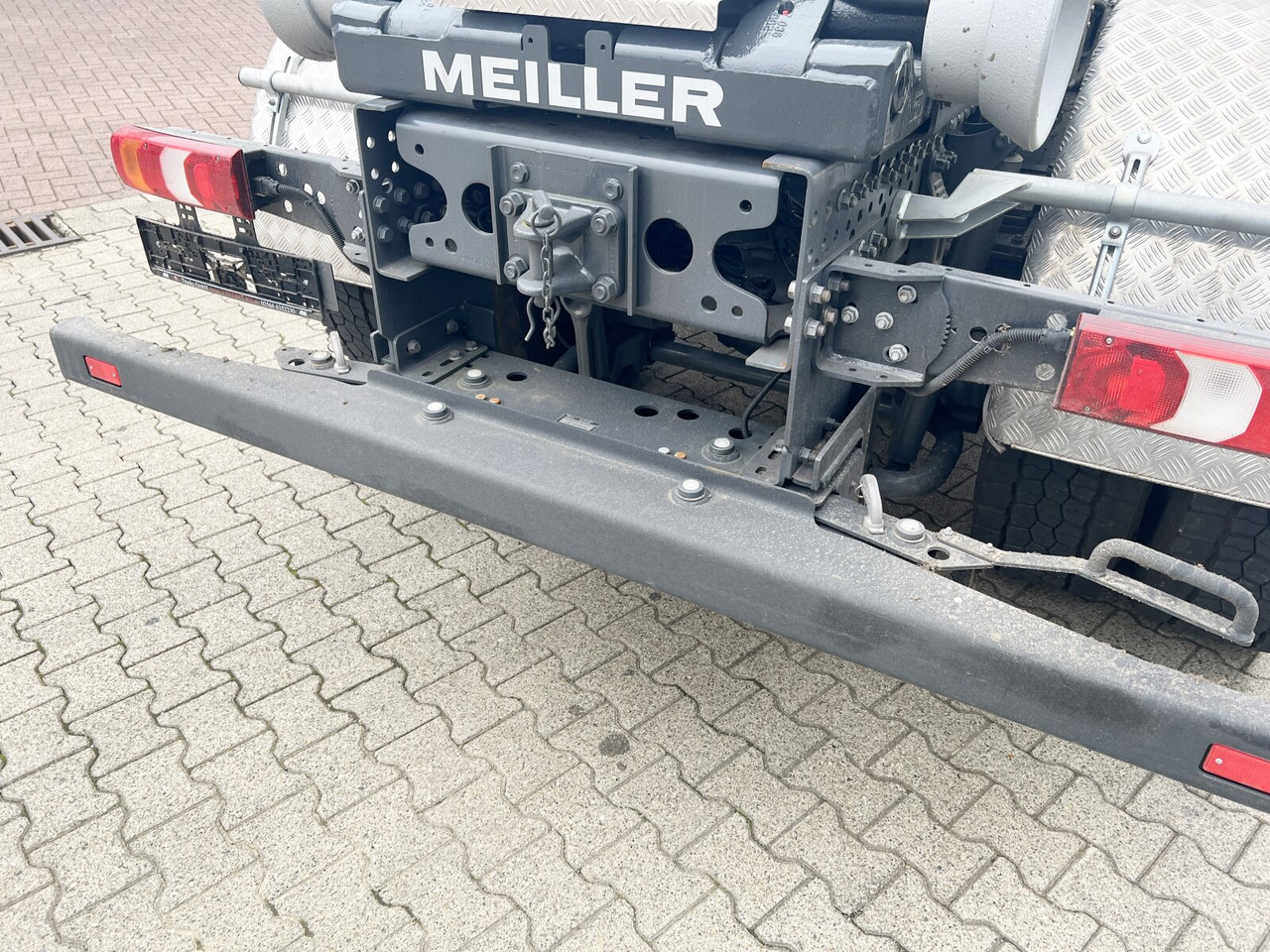 Mercedes-Benz Arocs 4142/48 8x4/4 Arocs 4142/48 8x4/4, Grounder, Meiller RS26 62-K, Funk, Motorabtrieb - شاحنة ذات الخطاف: صور 3 Mercedes-Benz Arocs 4142/48 8x4/4 Arocs 4142/48 8x4/4, Grounder, Meiller RS26 62-K, Funk, Motorabtrieb - شاحنة ذات الخطاف: صور 3