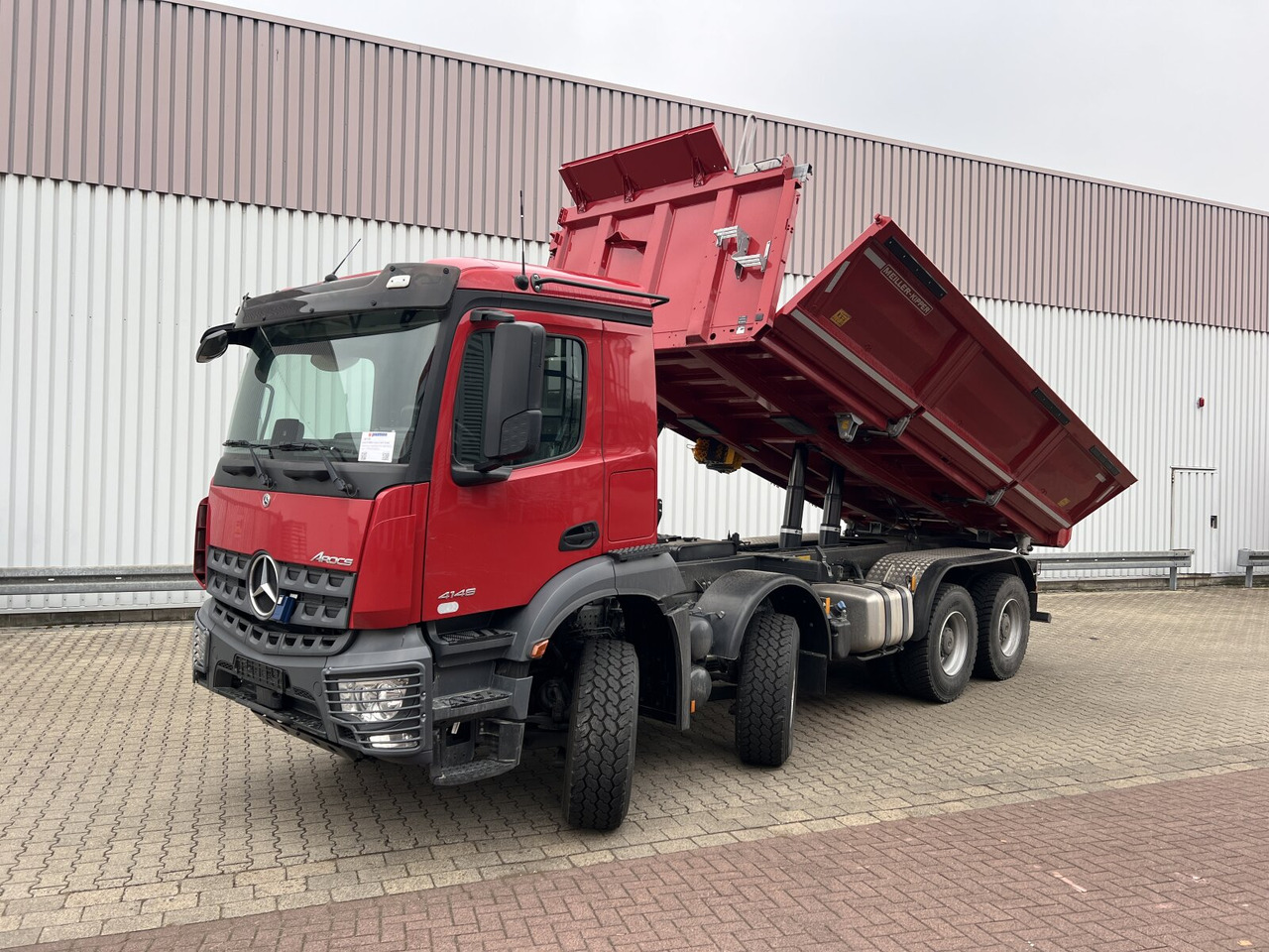 Mercedes-Benz Arocs 4146 K 8x4/4 Arocs 4146 K 8x4/4, Grounder, Multimedia Cockpit, Meiller Kipper, Bordmatik links - قلابات: صور 1 Mercedes-Benz Arocs 4146 K 8x4/4 Arocs 4146 K 8x4/4, Grounder, Multimedia Cockpit, Meiller Kipper, Bordmatik links - قلابات: صور 1