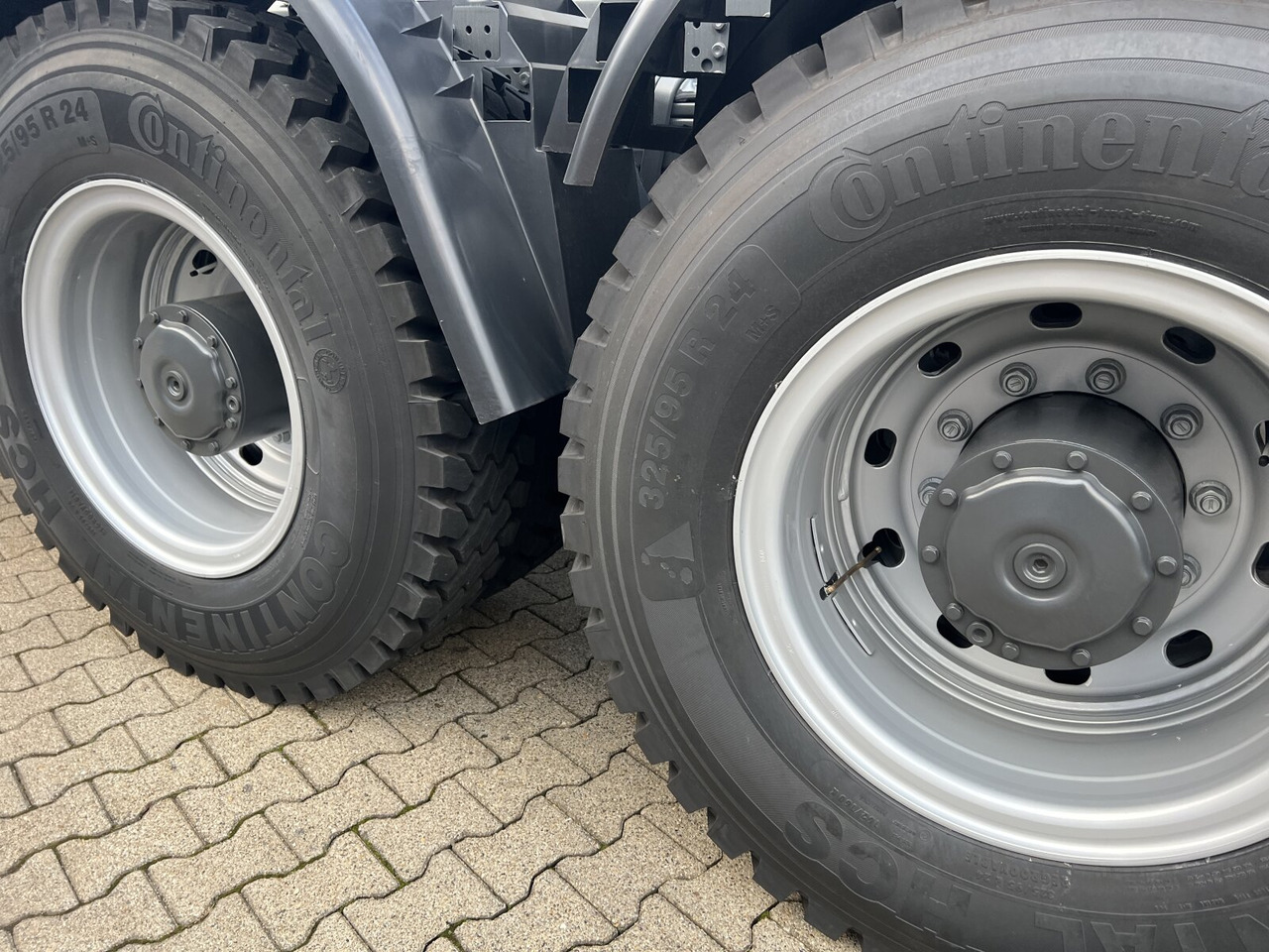 Mercedes-Benz Arocs 4151 AK 8x8/4 Arocs 4151 AK 8x8/4, Grounder - شاحنة ذات الخطاف: صور 5 Mercedes-Benz Arocs 4151 AK 8x8/4 Arocs 4151 AK 8x8/4, Grounder - شاحنة ذات الخطاف: صور 5