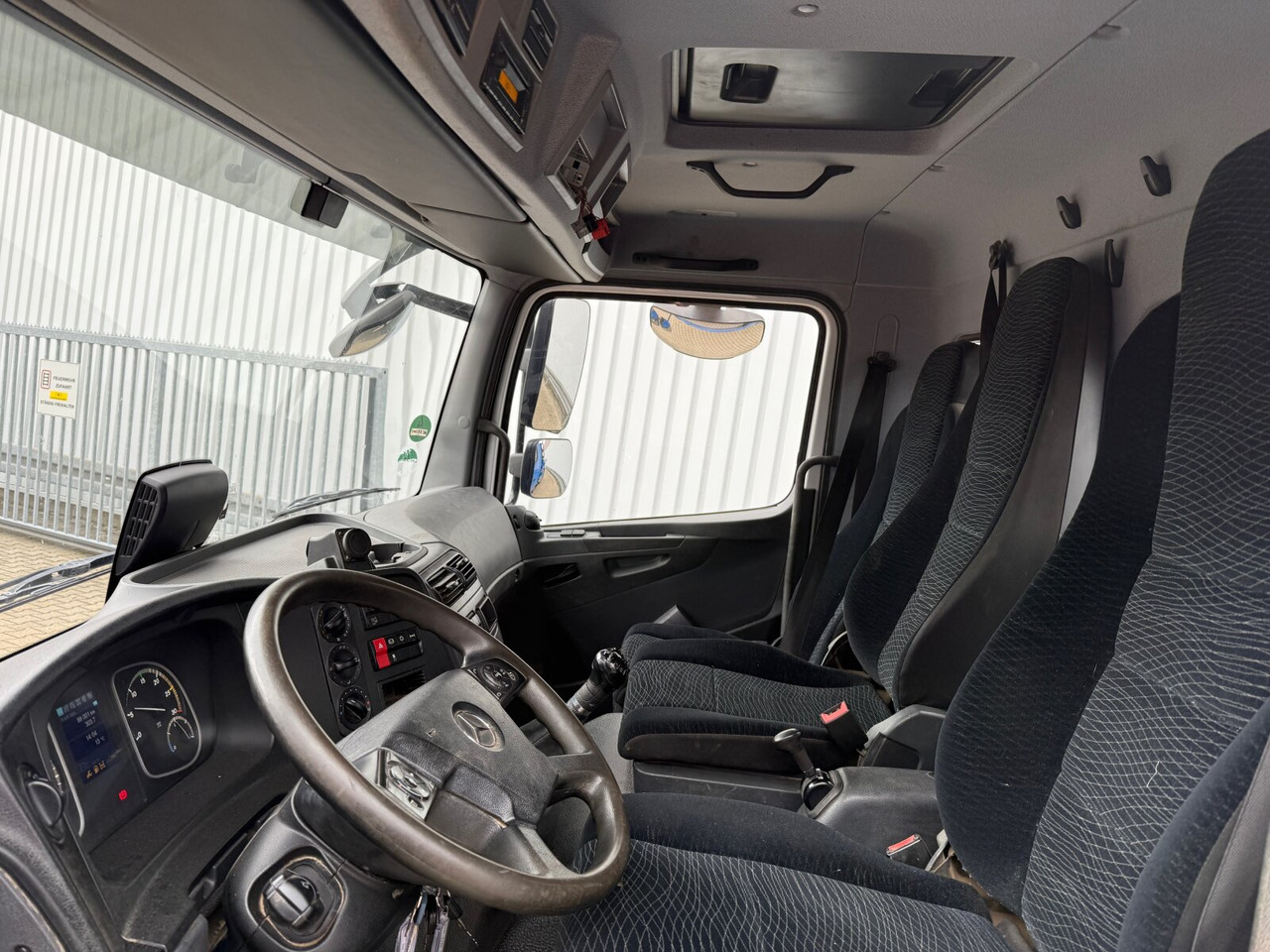 Mercedes-Benz Atego 1224 K 4x2 Atego 1224 K 4x2, Meiller 3-S-Kipper  2x AHK Öl - قلابات: صور 2 Mercedes-Benz Atego 1224 K 4x2 Atego 1224 K 4x2, Meiller 3-S-Kipper  2x AHK Öl - قلابات: صور 2