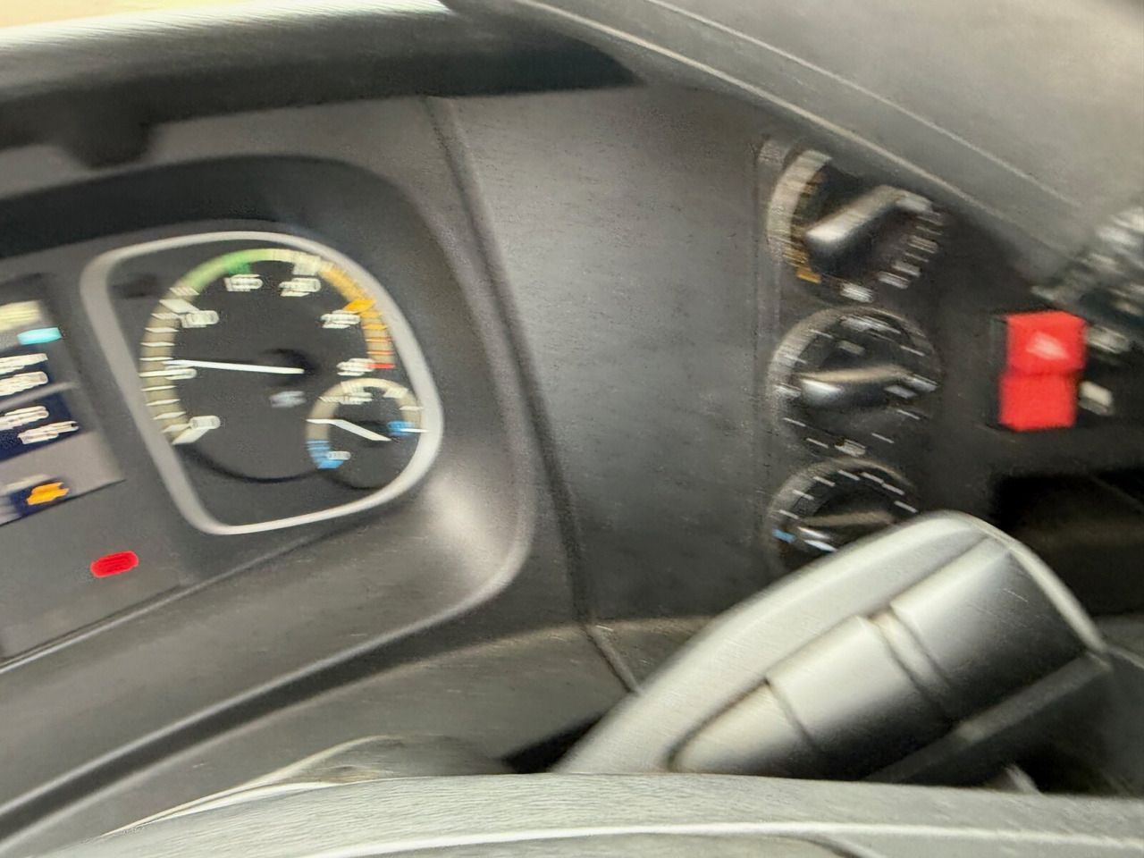 Mercedes-Benz Atego 1627 L 4x2 Atego 1627 L 4x2, 6-Zylinder, Motorabtrieb - الشاسيه شاحنة: صور 5 Mercedes-Benz Atego 1627 L 4x2 Atego 1627 L 4x2, 6-Zylinder, Motorabtrieb - الشاسيه شاحنة: صور 5