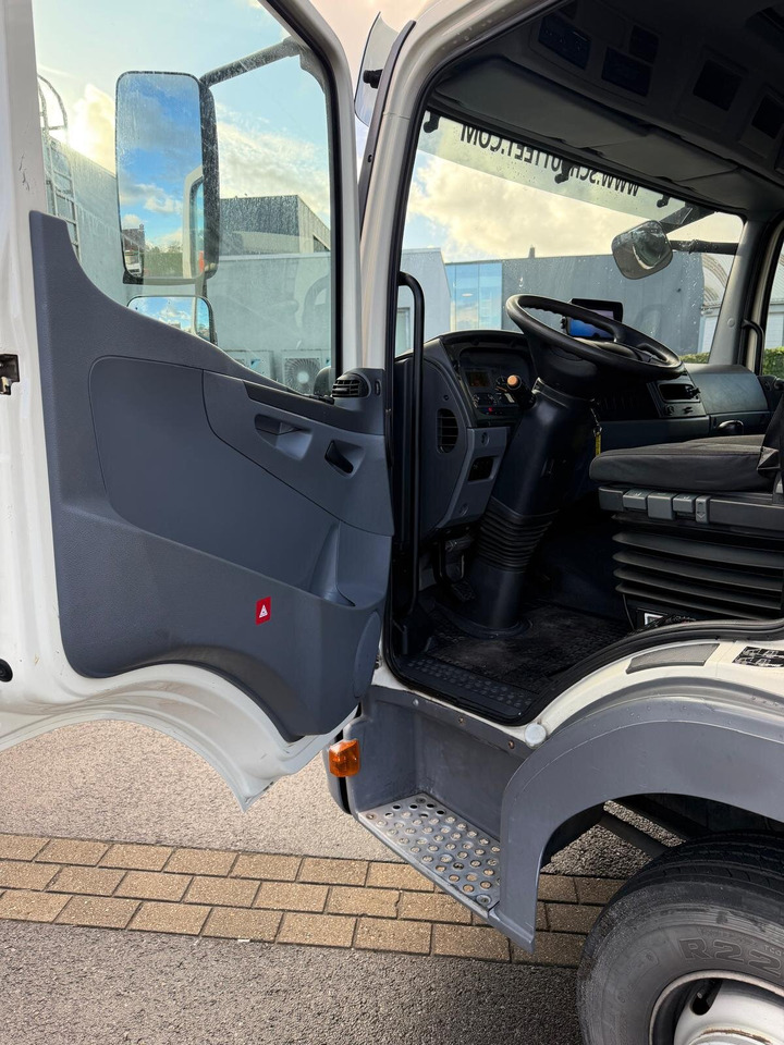 Mercedes-Benz Atego Atego 816 4 x 2 - شاحنات مسطحة: صور 2 Mercedes-Benz Atego Atego 816 4 x 2 - شاحنات مسطحة: صور 2