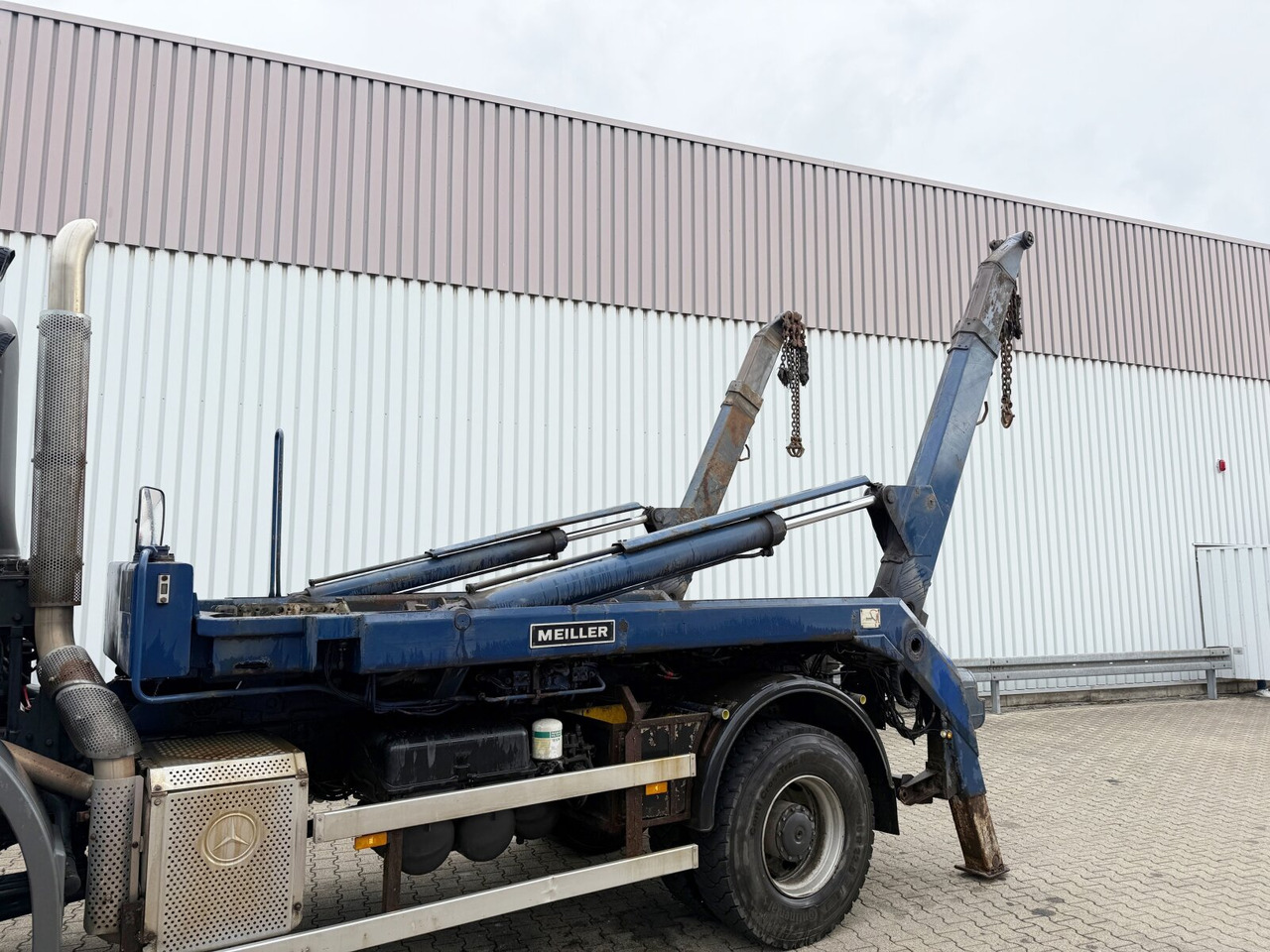 Mercedes-Benz Axor 1824 AK 4x4 Axor 1824 AK 4x4, Tele-Absetzer, Winterdienstausstattung - شاحنات قابلة للفك شاحنة: صور 2 Mercedes-Benz Axor 1824 AK 4x4 Axor 1824 AK 4x4, Tele-Absetzer, Winterdienstausstattung - شاحنات قابلة للفك شاحنة: صور 2