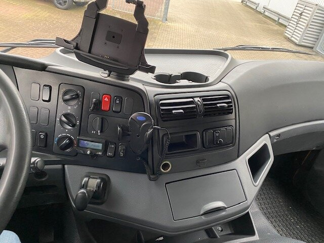 شاحنة كرين, شاحنات مسطحة Mercedes-Benz Axor 1833 L 4x2 Axor 1833 L 4x2 mit Heckkran Hiab XS 133 K-2: صور 5