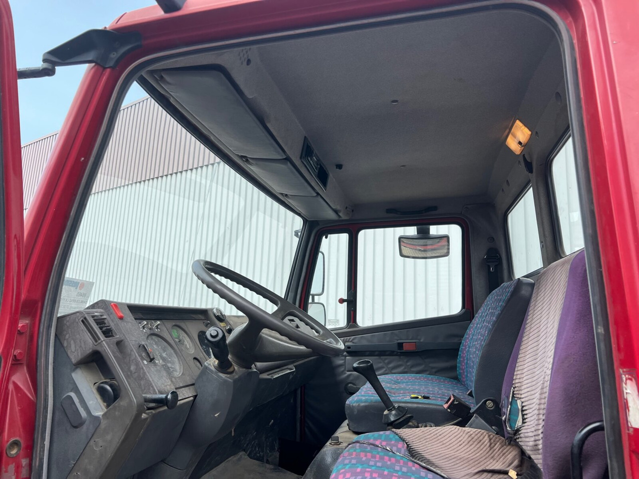 Mercedes-Benz LK 1117 K 4x2 LK 1117 K 4x2, 6-Zylinder Motor, 2x AHK - قلابات: صور 2 Mercedes-Benz LK 1117 K 4x2 LK 1117 K 4x2, 6-Zylinder Motor, 2x AHK - قلابات: صور 2