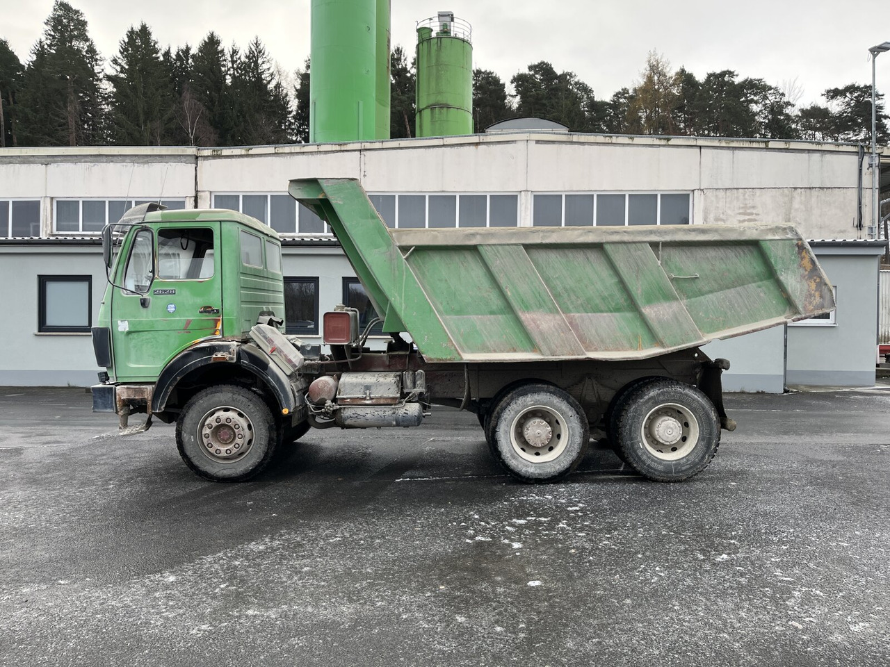 Mercedes-Benz NG 2628 K 6x4 NG 2628 K 6x4, V8, MEILLER Stahlmulde ca. 10³ - قلابة شاحنة: صور 1 Mercedes-Benz NG 2628 K 6x4 NG 2628 K 6x4, V8, MEILLER Stahlmulde ca. 10³ - قلابة شاحنة: صور 1