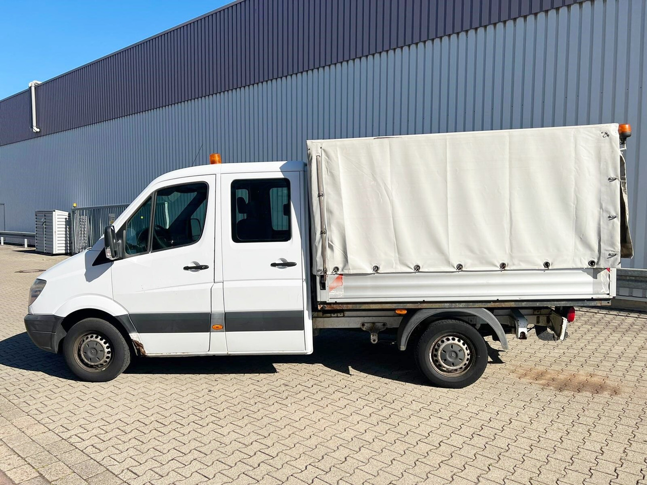 Mercedes-Benz Sprinter 209 CDI 4x2 Doka Sprinter 209 CDI 4x2 Doka - الشاحنات الصغيرة ستائر, الشاحنات الصغيرة كابينة مزدوجة: صور 1 Mercedes-Benz Sprinter 209 CDI 4x2 Doka Sprinter 209 CDI 4x2 Doka - الشاحنات الصغيرة ستائر, الشاحنات الصغيرة كابينة مزدوجة: صور 1