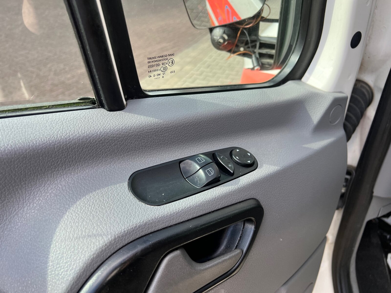 سيارة إسعاف Mercedes-Benz Sprinter 313 CDI 4x2 Sprinter 313 CDI 4x2, EEV, Krankenwagen: صور 7