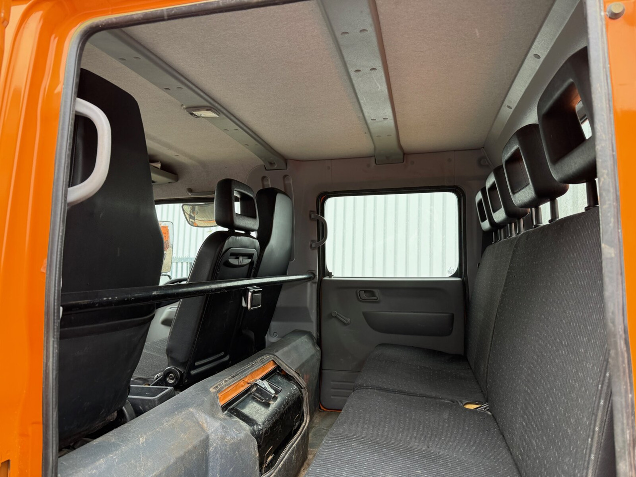 قلابات Mitsubishi Fuso 6C18D 4x4 Doka Fuso 6C18D 4x4 Doka: صور 7