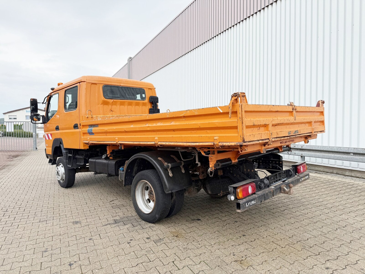 قلابات Mitsubishi Fuso 6C18D 4x4 Doka Fuso 6C18D 4x4 Doka: صور 12