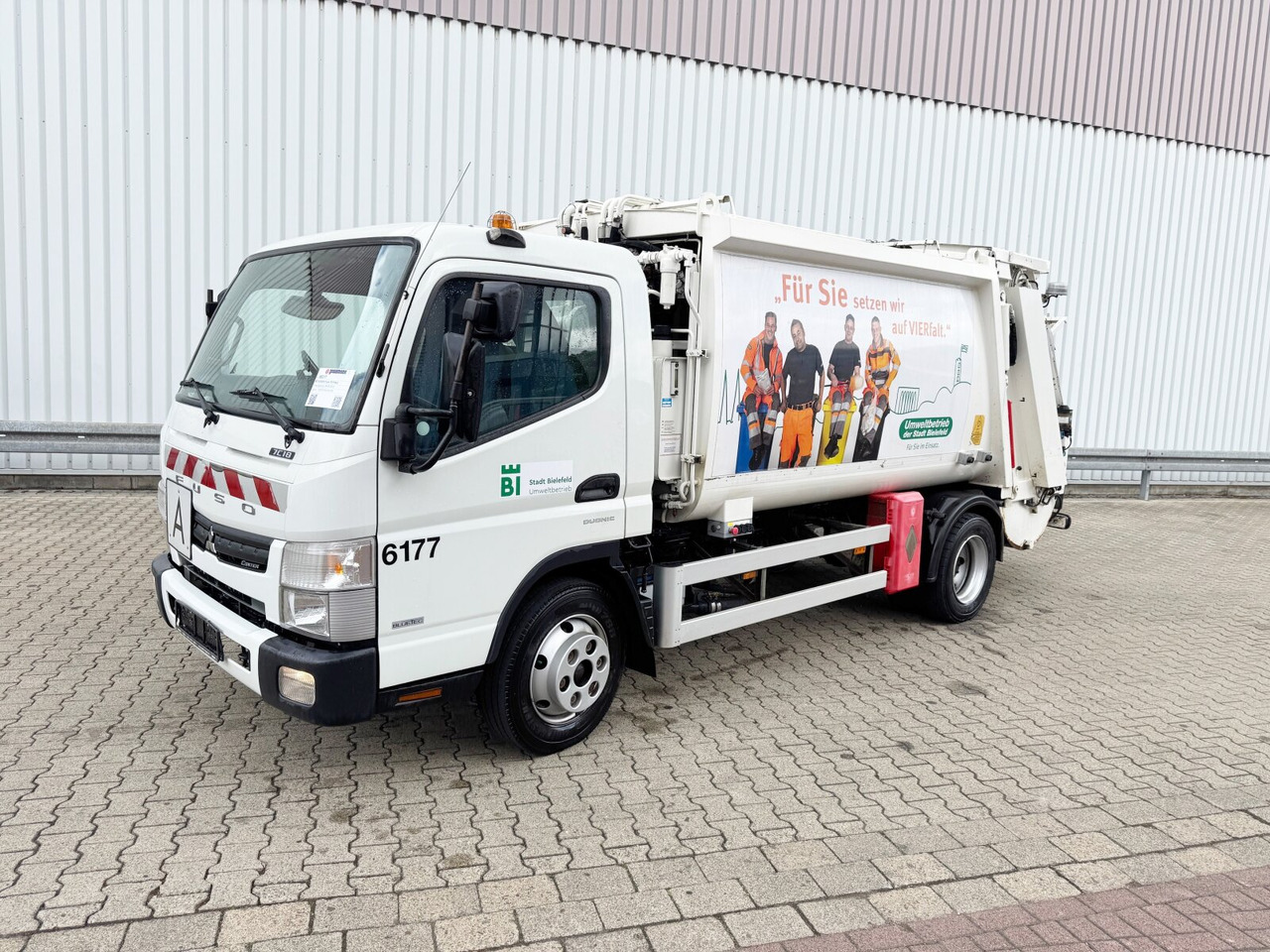 Mitsubishi Fuso 7C18 4x2 Fuso 7C18 4x2, EEV, Zöller ASF HL Micro XL, Zöller Schüttung - شاحنة: صور 1 Mitsubishi Fuso 7C18 4x2 Fuso 7C18 4x2, EEV, Zöller ASF HL Micro XL, Zöller Schüttung - شاحنة: صور 1