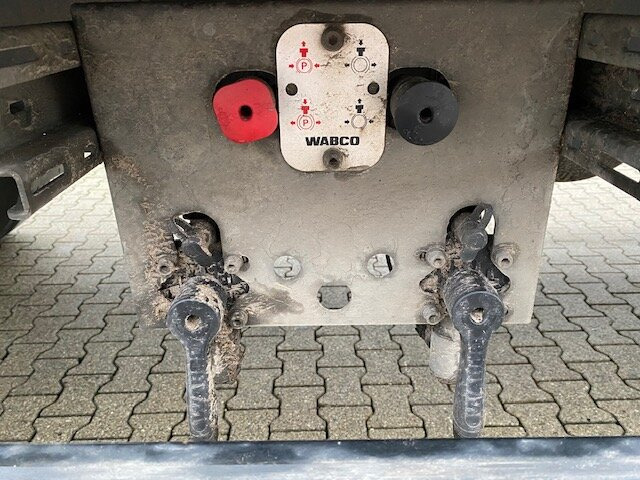 Orten PRASQ 18 Getränkeanhänger PRASQ 18 Getränkeanhänger, Stapleraufnahme, 12x VORHANDEN! - بصندوق مغلق مقطورة: صور 5 Orten PRASQ 18 Getränkeanhänger PRASQ 18 Getränkeanhänger, Stapleraufnahme, 12x VORHANDEN! - بصندوق مغلق مقطورة: صور 5