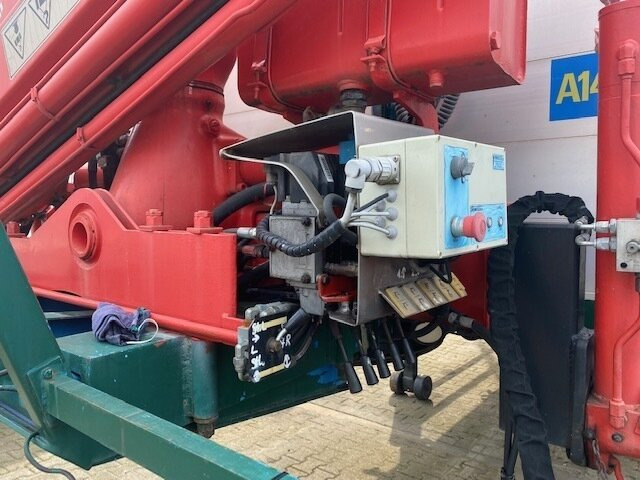 SCHELLING 504 H 22 SCHELLING 504 H 22 mit Kran Ferrari 708, 7m/t - نصف مقطورة مسطحة: صور 3 SCHELLING 504 H 22 SCHELLING 504 H 22 mit Kran Ferrari 708, 7m/t - نصف مقطورة مسطحة: صور 3