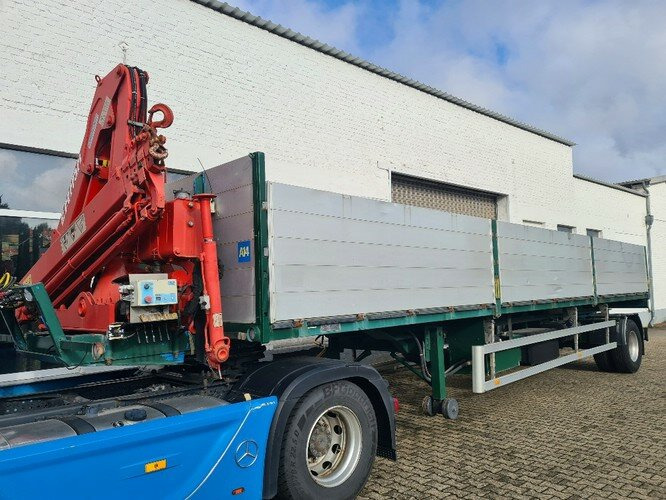 SCHELLING 504 H 22 SCHELLING 504 H 22 mit Kran Ferrari 708, 7m/t - نصف مقطورة مسطحة: صور 1 SCHELLING 504 H 22 SCHELLING 504 H 22 mit Kran Ferrari 708, 7m/t - نصف مقطورة مسطحة: صور 1