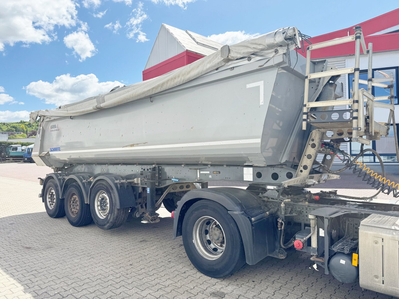 Schmitz Cargobull SKI 24 SL 7.2 SKI 24 SL 7.2, Stahlmulde ca. 24m³, Liftachse - نصف مقطورة: صور 1 Schmitz Cargobull SKI 24 SL 7.2 SKI 24 SL 7.2, Stahlmulde ca. 24m³, Liftachse - نصف مقطورة: صور 1