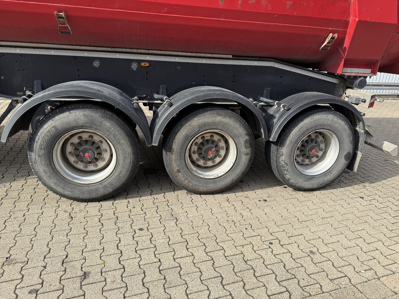 Schwarzmüller K-Serie Kippauflieger, Hardoxmulde ca. 24/26m³, Liftachse K-Serie Kippauflieger, Hardoxmulde ca. 24/26m³, Liftachse - نصف مقطورة: صور 2 Schwarzmüller K-Serie Kippauflieger, Hardoxmulde ca. 24/26m³, Liftachse K-Serie Kippauflieger, Hardoxmulde ca. 24/26m³, Liftachse - نصف مقطورة: صور 2