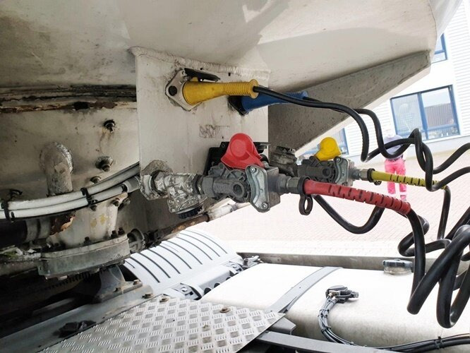 Spitzer SF 2455/4 UN PM SF 2455/4 UN PM Siloaufliger ca. 55m³ - بلكر: صور 4 Spitzer SF 2455/4 UN PM SF 2455/4 UN PM Siloaufliger ca. 55m³ - بلكر: صور 4