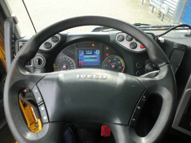 Stralis AS190S50 4x2 Stralis AS190S50 4x2, Carnehl Alu 3-S-Kipper - قلابات: صور 3 Stralis AS190S50 4x2 Stralis AS190S50 4x2, Carnehl Alu 3-S-Kipper - قلابات: صور 3