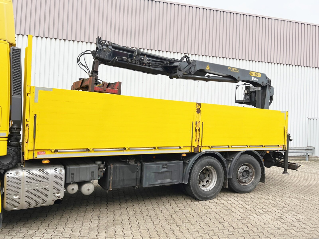 شاحنة كرين, شاحنات مسطحة Stralis AS260SY48 6x2/4 Stralis AS260SY48 6x2/4, Kran Palfinger PK18001L am Heck, Lenk-/Liftachse: صور 14