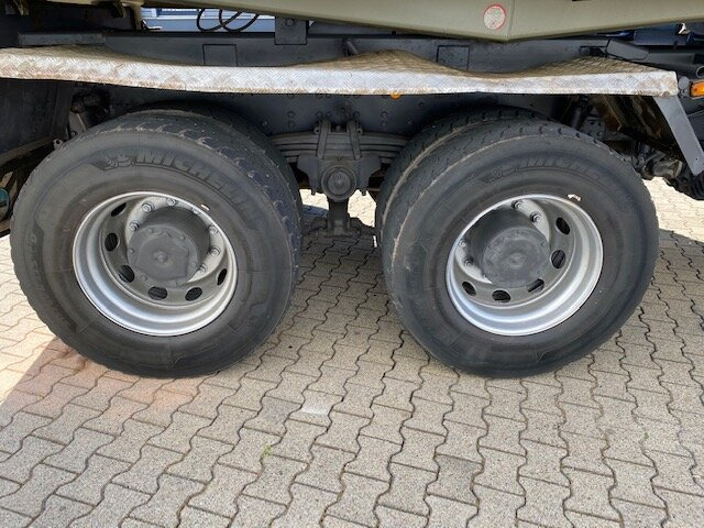 تأجير  Trakker AD260T41W 6x6 Trakker AD260T41W 6x6 Trakker AD260T41W 6x6 Trakker AD260T41W 6x6: صور 6