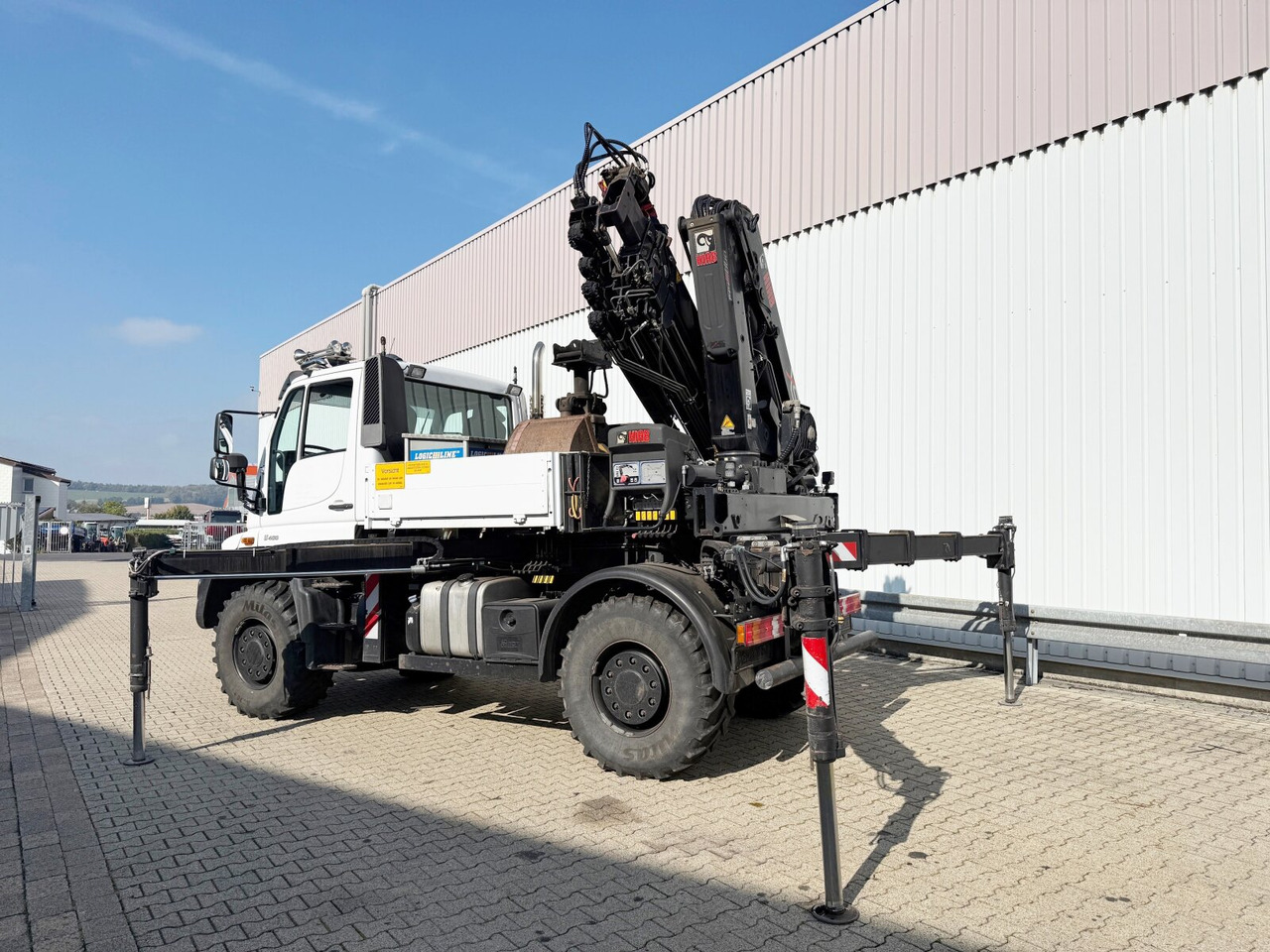 Unimog U400 4x4 U400 4x4, Frontzapfwelle, Heckkran Hiab XS 144-E4 HiDuo, Seilwinde, Funk - موبايل كرين: صور 3 Unimog U400 4x4 U400 4x4, Frontzapfwelle, Heckkran Hiab XS 144-E4 HiDuo, Seilwinde, Funk - موبايل كرين: صور 3