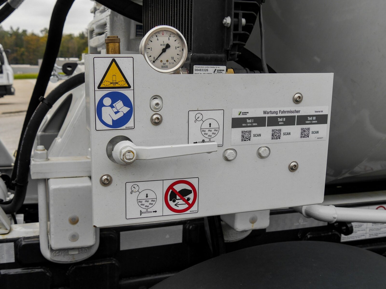 X-Way AD360X40BZ 8x4 X-Way AD360X40BZ 8x4, Stetter 8/9m³ - شاحنة خلاطة خرسانة: صور 3 X-Way AD360X40BZ 8x4 X-Way AD360X40BZ 8x4, Stetter 8/9m³ - شاحنة خلاطة خرسانة: صور 3