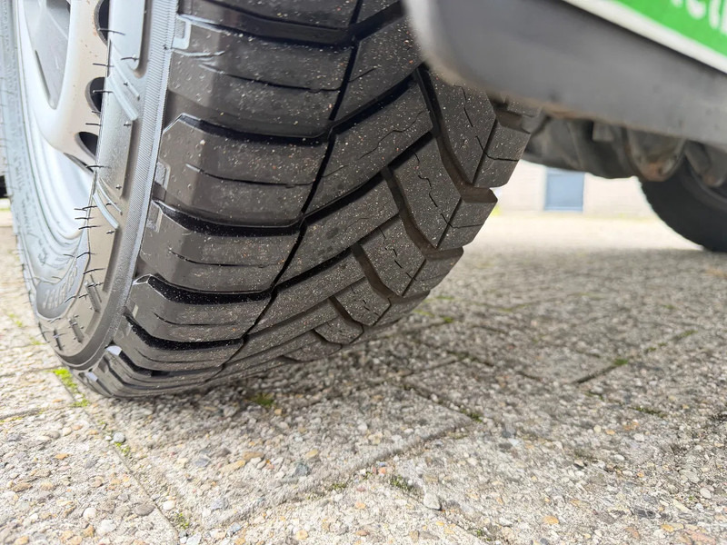 الشاحنات الصغيرة صندوق مغلق Mercedes-Benz Sprinter 316 CDI 2.2 + AIRCO + NL VAN: صور 15