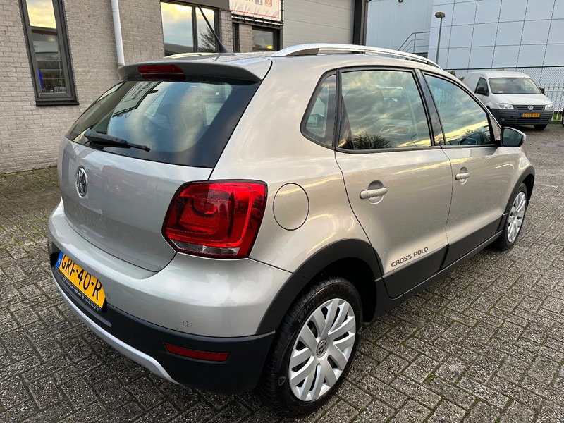 Volkswagen Polo 1.2 TSI CROSS + AUTOMATIC + 101.474 KM + APK/TUV - هاتشباك: صور 5 Volkswagen Polo 1.2 TSI CROSS + AUTOMATIC + 101.474 KM + APK/TUV - هاتشباك: صور 5