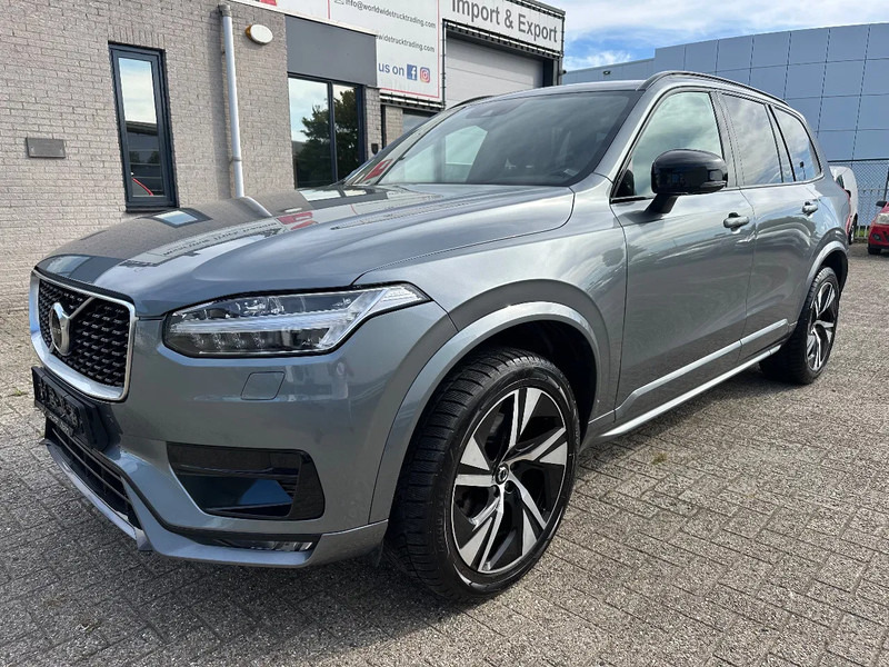 Volvo XC90 B5 AWD + R-DESIGN + FULL LEATHER + 360 CAMERA + NAVI + AHK + HARMAN KARDON - سيارة دفع رباعي: صور 1 Volvo XC90 B5 AWD + R-DESIGN + FULL LEATHER + 360 CAMERA + NAVI + AHK + HARMAN KARDON - سيارة دفع رباعي: صور 1