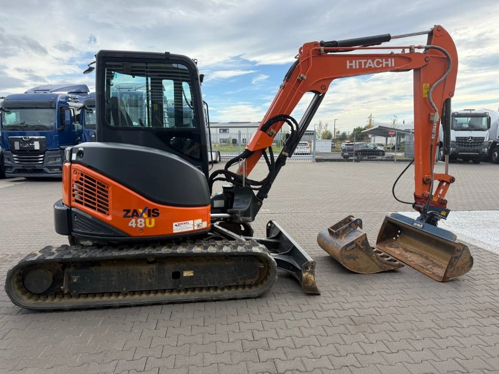 Hitachi ZX 48 U-3 CLR  - حفارة مصغرة: صور 4 Hitachi ZX 48 U-3 CLR  - حفارة مصغرة: صور 4