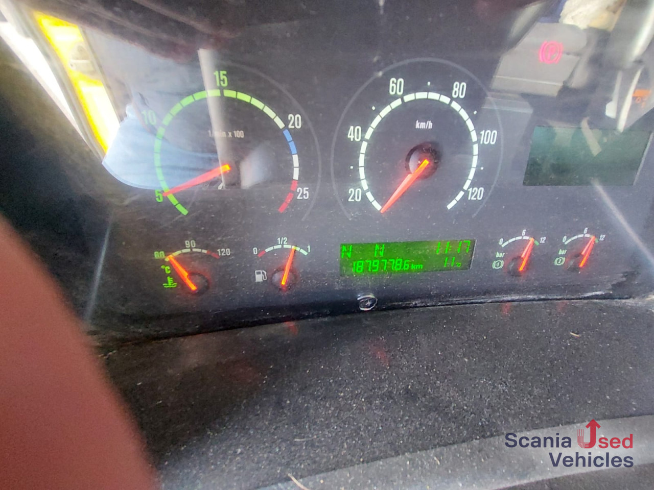 SCANIA R 420 LA4x2MEB Volumen MEGA Jumbo Vollluft - شاحنة جرار: صور 5 SCANIA R 420 LA4x2MEB Volumen MEGA Jumbo Vollluft - شاحنة جرار: صور 5