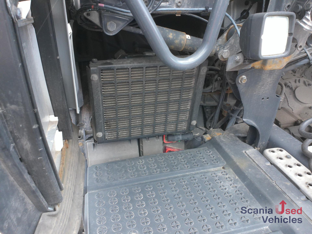SCANIA R 450 A4x2EB Standklima Solaranlage!!! - شاحنة جرار: صور 2 SCANIA R 450 A4x2EB Standklima Solaranlage!!! - شاحنة جرار: صور 2