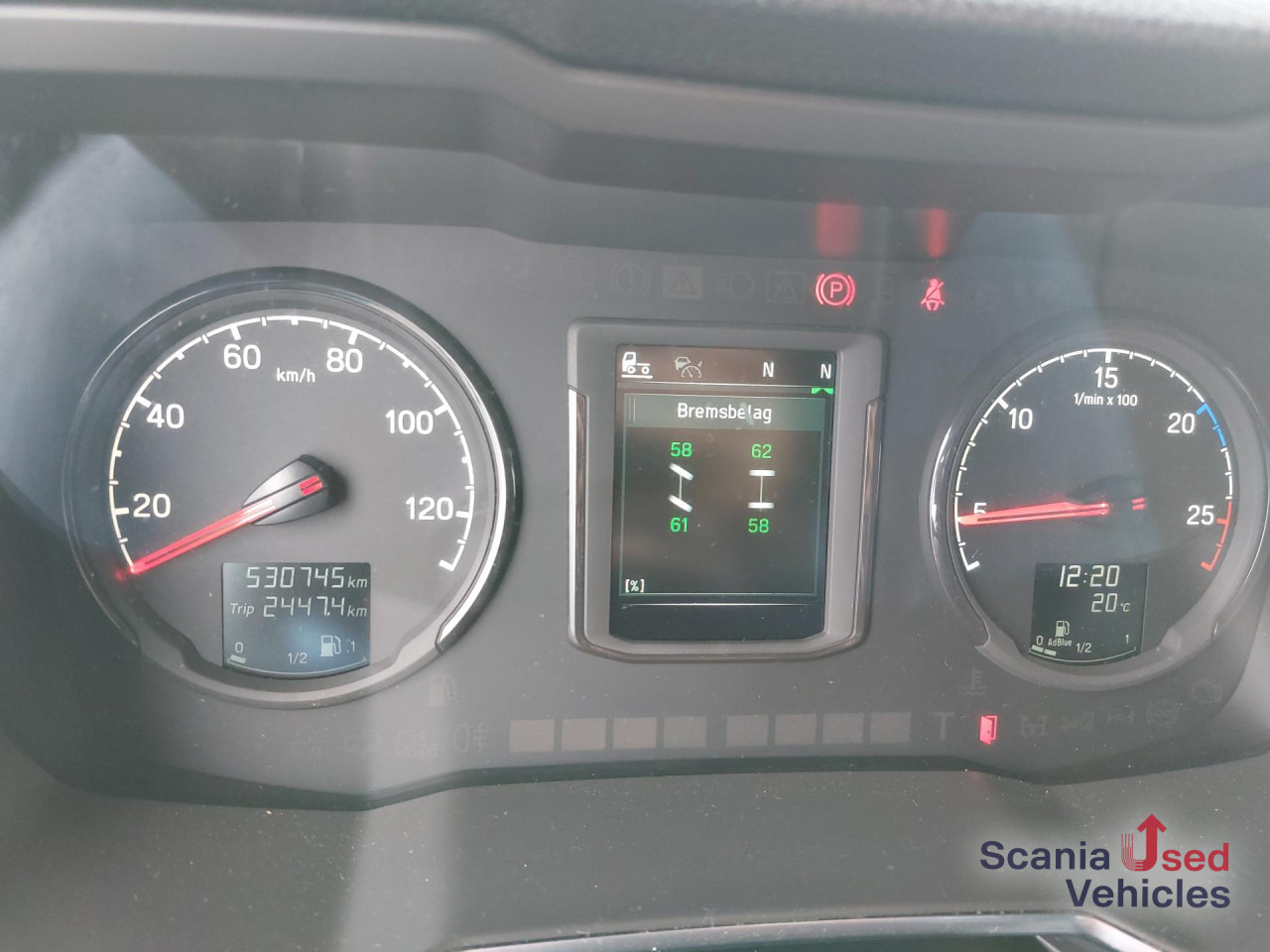 SCANIA R 450 A4x2EB Volumen Mega Jumbo Standklima Navi - شاحنة جرار: صور 3 SCANIA R 450 A4x2EB Volumen Mega Jumbo Standklima Navi - شاحنة جرار: صور 3