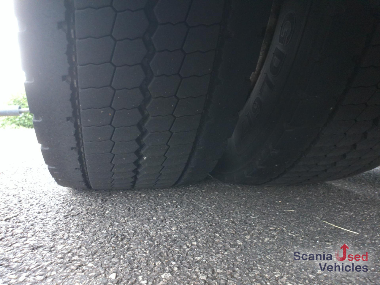 SCANIA R 450 A4x2EB Volumen Mega - شاحنة جرار: صور 5 SCANIA R 450 A4x2EB Volumen Mega - شاحنة جرار: صور 5