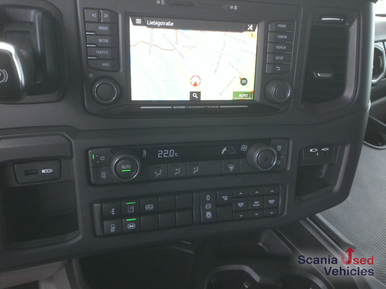 SCANIA R 460 A4X2NA - شاحنة جرار: صور 3 SCANIA R 460 A4X2NA - شاحنة جرار: صور 3