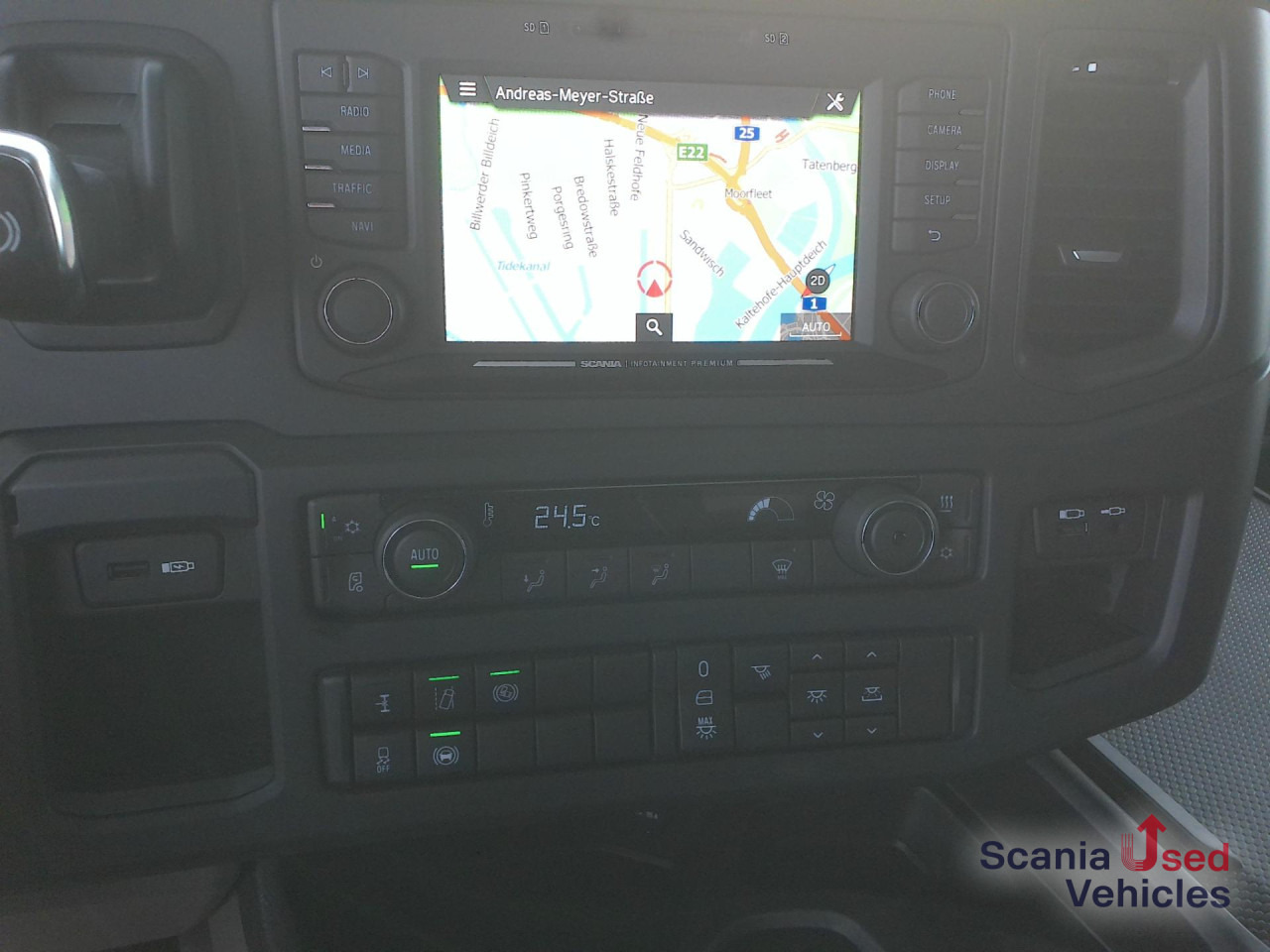 SCANIA R 460 A4x2EB Volumen Mega Jumbo - شاحنة جرار: صور 3 SCANIA R 460 A4x2EB Volumen Mega Jumbo - شاحنة جرار: صور 3