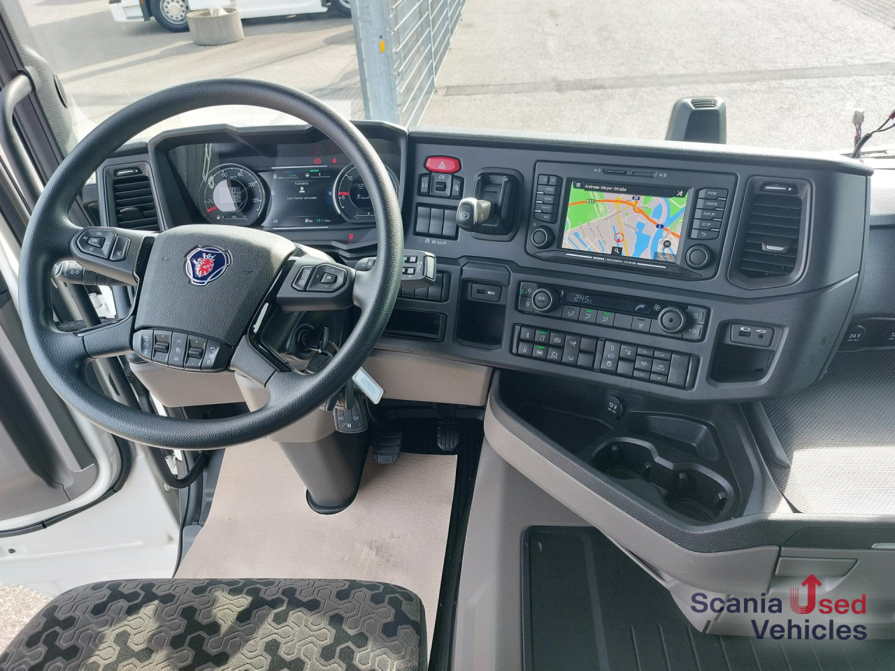 SCANIA R 460 A4x2NA - Kipphydraulik!!! - شاحنة جرار: صور 4 SCANIA R 460 A4x2NA - Kipphydraulik!!! - شاحنة جرار: صور 4