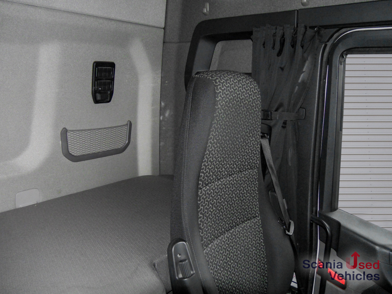 SCANIA R 410 G A4x2NA - LNG - - شاحنة جرار: صور 2 SCANIA R 410 G A4x2NA - LNG - - شاحنة جرار: صور 2