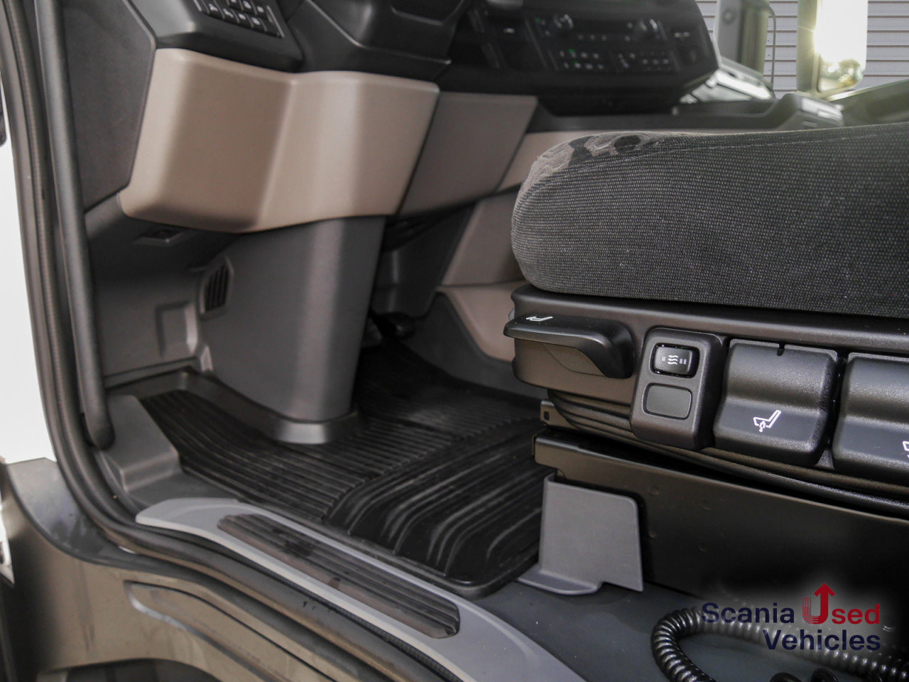 SCANIA R 460 A4x2EB - SUPER - - شاحنة جرار: صور 4 SCANIA R 460 A4x2EB - SUPER - - شاحنة جرار: صور 4