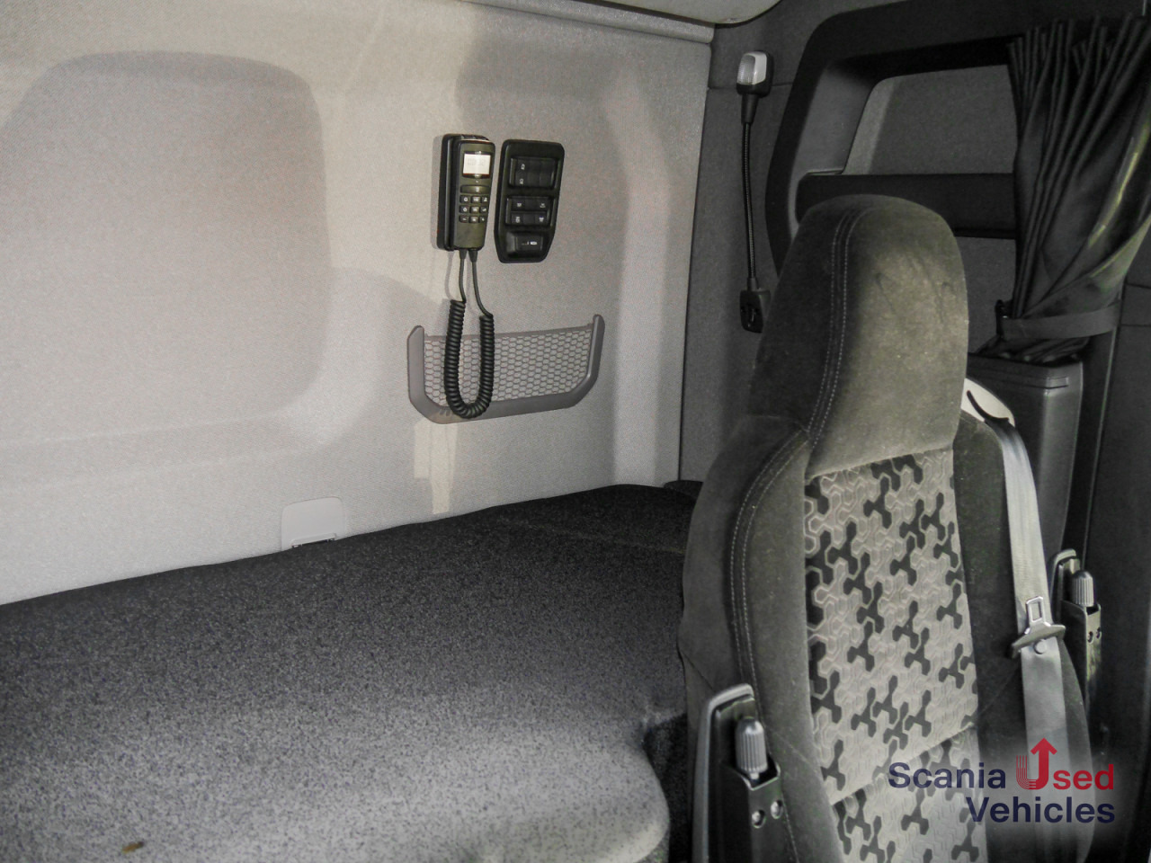 SCANIA R 460 A4x2NA - SUPER / Hydraulik - - شاحنة جرار: صور 2 SCANIA R 460 A4x2NA - SUPER / Hydraulik - - شاحنة جرار: صور 2