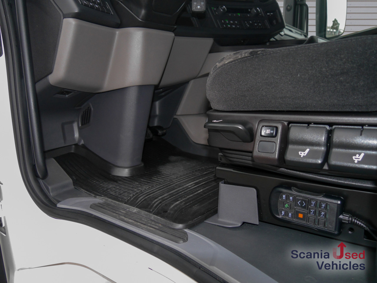 SCANIA R 460 A4x2NA - SUPER - - شاحنة جرار: صور 3 SCANIA R 460 A4x2NA - SUPER - - شاحنة جرار: صور 3