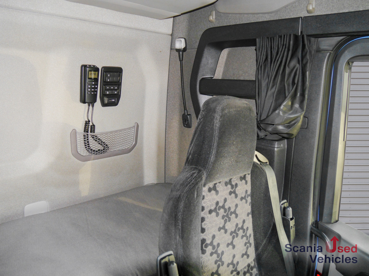 SCANIA S 450 A4x2EB - PTO - - شاحنة جرار: صور 5 SCANIA S 450 A4x2EB - PTO - - شاحنة جرار: صور 5