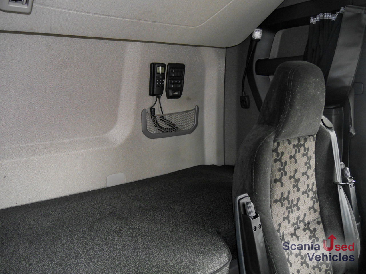 SCANIA S 460 A4x2NB - شاحنة جرار: صور 2 SCANIA S 460 A4x2NB - شاحنة جرار: صور 2